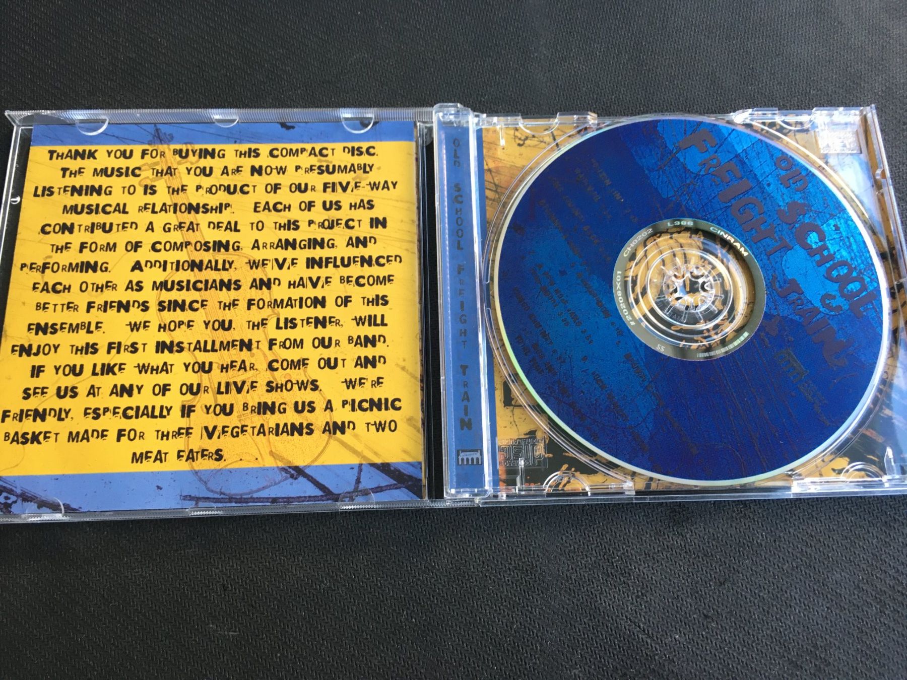 CDs: Old School Freight Train -CD- – Gebraucht aus St.Gallen von MedienJoe 1
