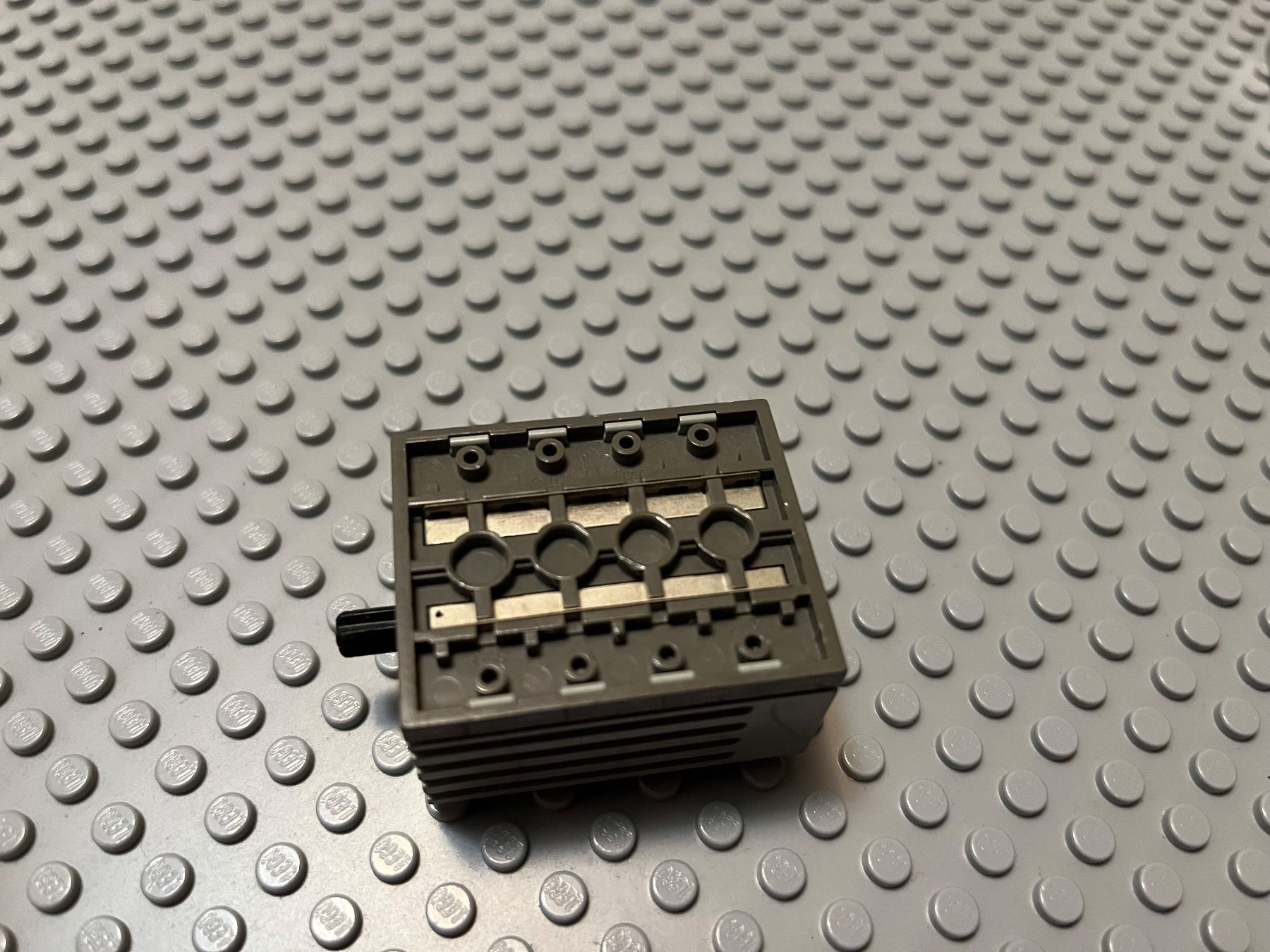 Lego Baukästen: Lego 9V Motor (2838) – Gebraucht aus Basel von Swi-7621 1