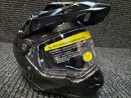 Casque Scorpion ADF-9000 Air Carbon noir brillant