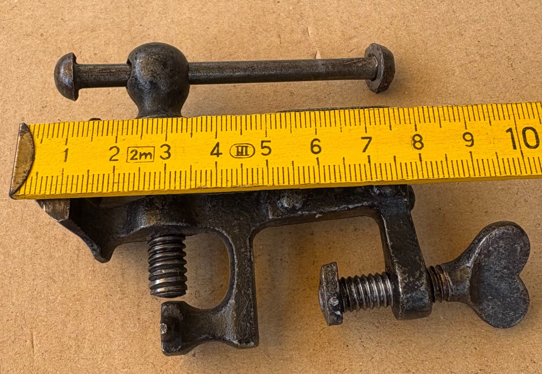 Tous les outils: VINTAGE TISCHSCHRAUBSTOCK – D'occasion à Ostermundigen par wini63 7