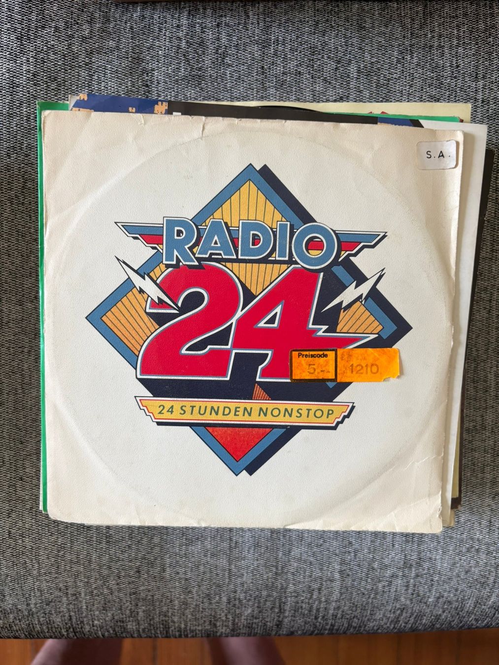 Dischi in vinile: Schmetterding - Radio 24 – Usato da Zofingen venduto da Bigron