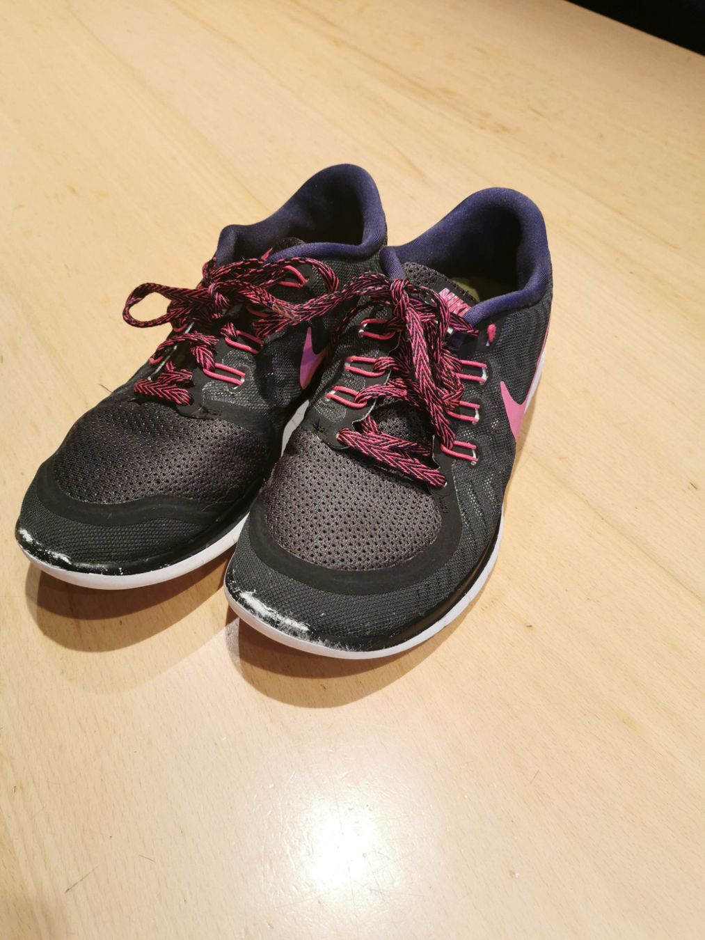 Nike Scarpe da donna: Nike free 5.0 - Grösse 38.5 – Usato da Unterägeri venduto da Fiobi