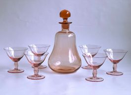 Karaffe / Dekanter mit Stopper & 6 Aperitifgläser*Rosa Glas*