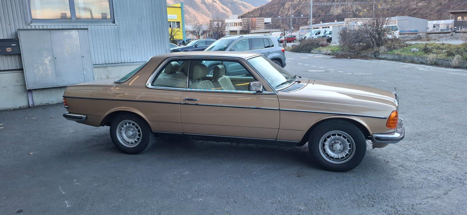 Mercedes-Benz Automobili: Mercedes Benz 280 CE – Usato da Visp venduto da Automotomassa 3