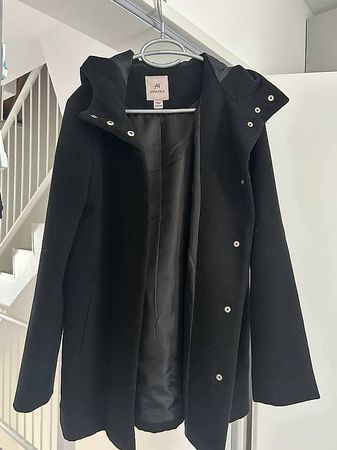 Schöne Jacke- Anna Field Grösse 36
