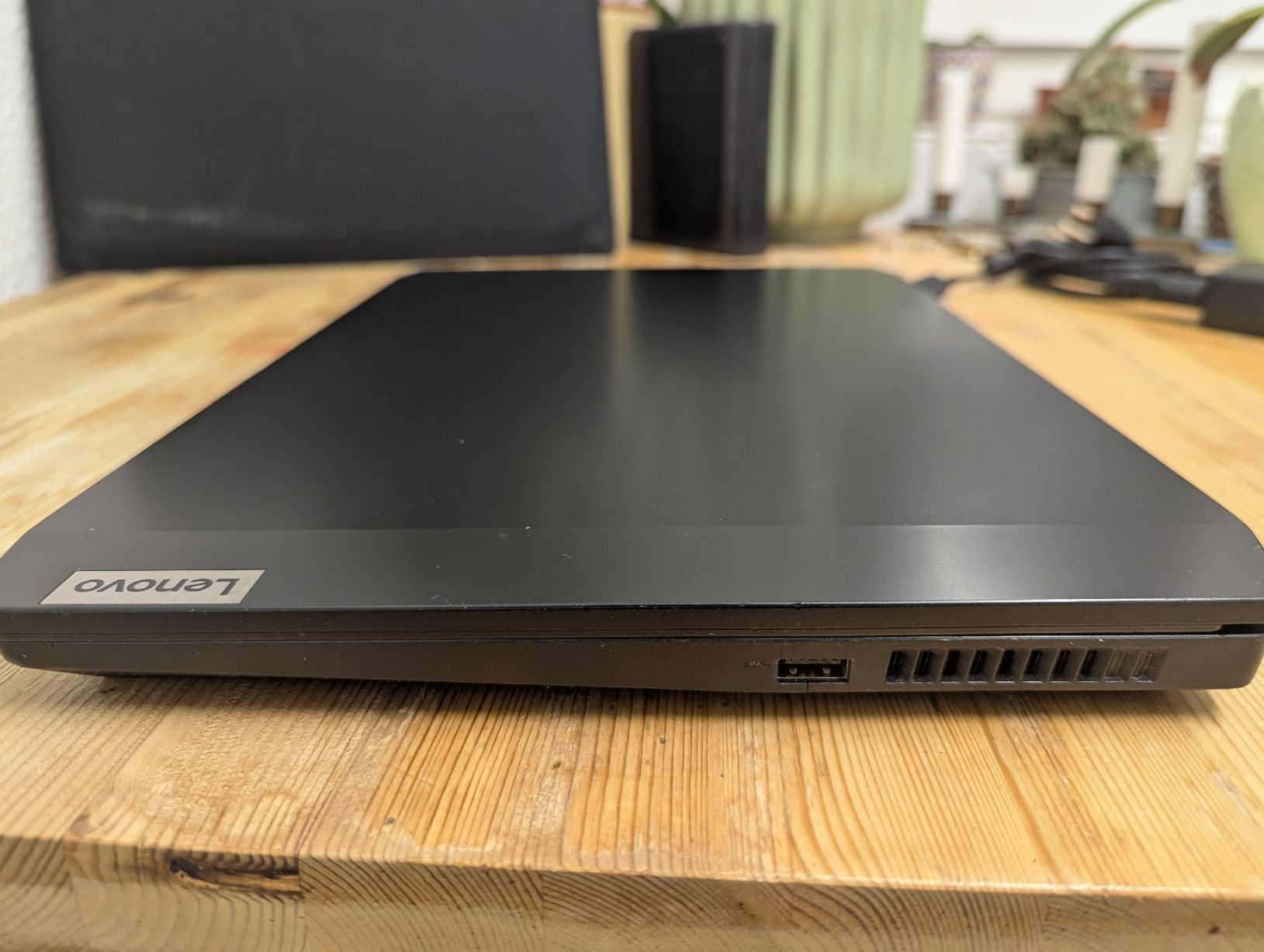 Lenovo Notebooks: Lenovo Gaming Laptop, gebraucht – Gebraucht aus Zürich von tamurco 3