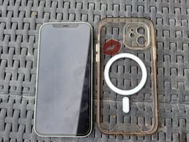 Apple iPhone 12 128 GB Grün - guter Zustand - SIM-frei