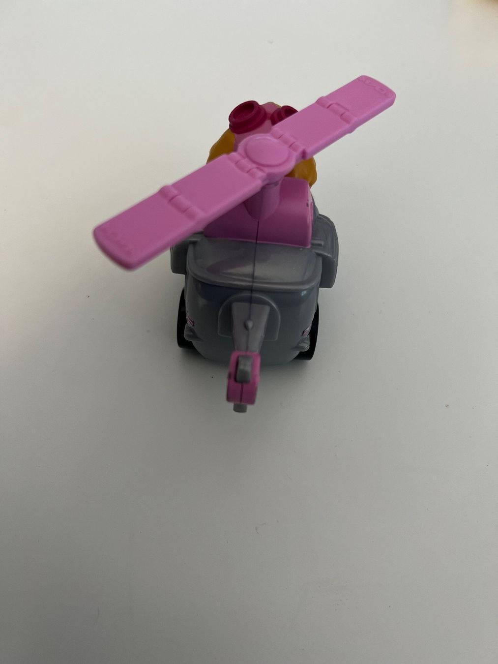 Giocattoli: Figur Paw Patrol Skye im Flugzeug – Usato da Thun venduto da Siladi 3