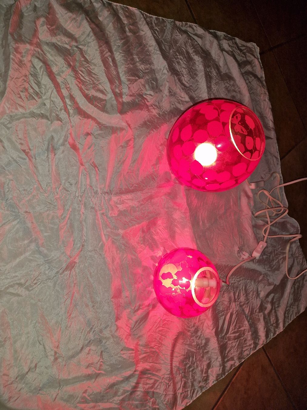 Ikea Lampade: 2x IKEA Knubbig rote Kugelleuchten - Deko . – Usato da Willisau venduto da mar_j55v 4
