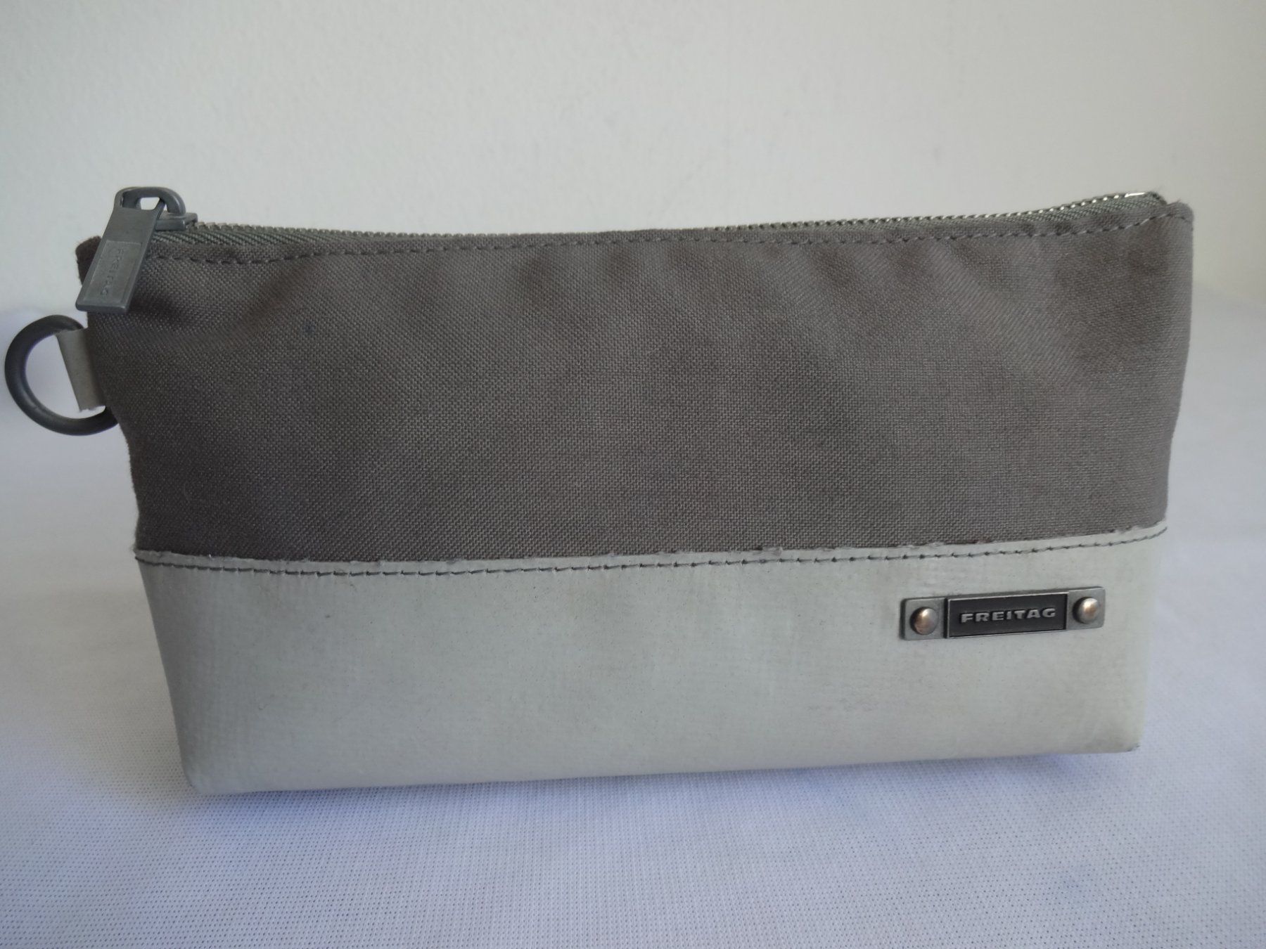 Freitag Custodie per cosmetici: FREITAG Kosmetik Tasche – Usato da Frauenfeld venduto da rey06