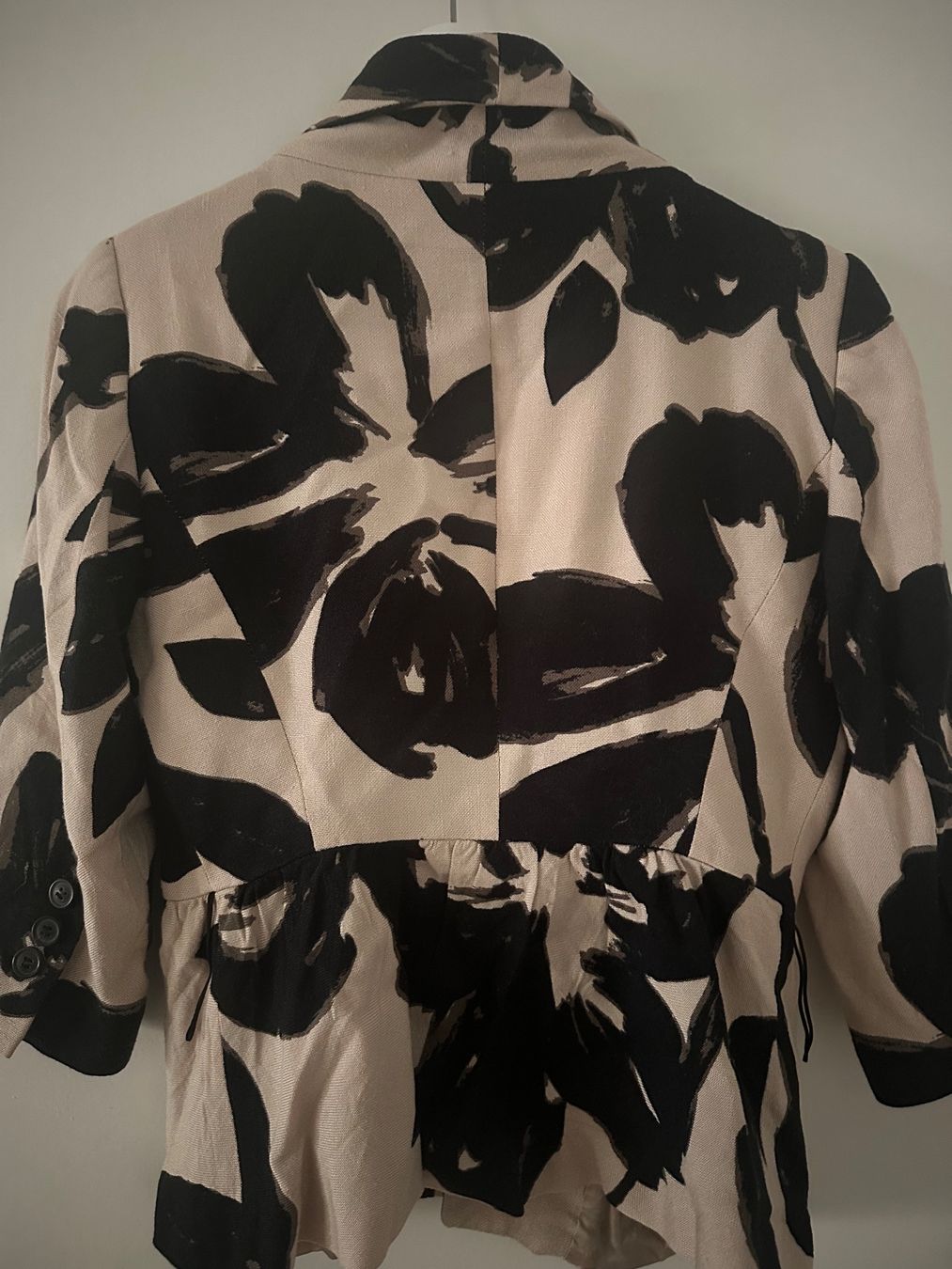 Zara Giacche: Schicker Blazer mit Blumenmuster, Grösse 38, Top Zustand! – Usato da Zürich venduto da Jocki02 2