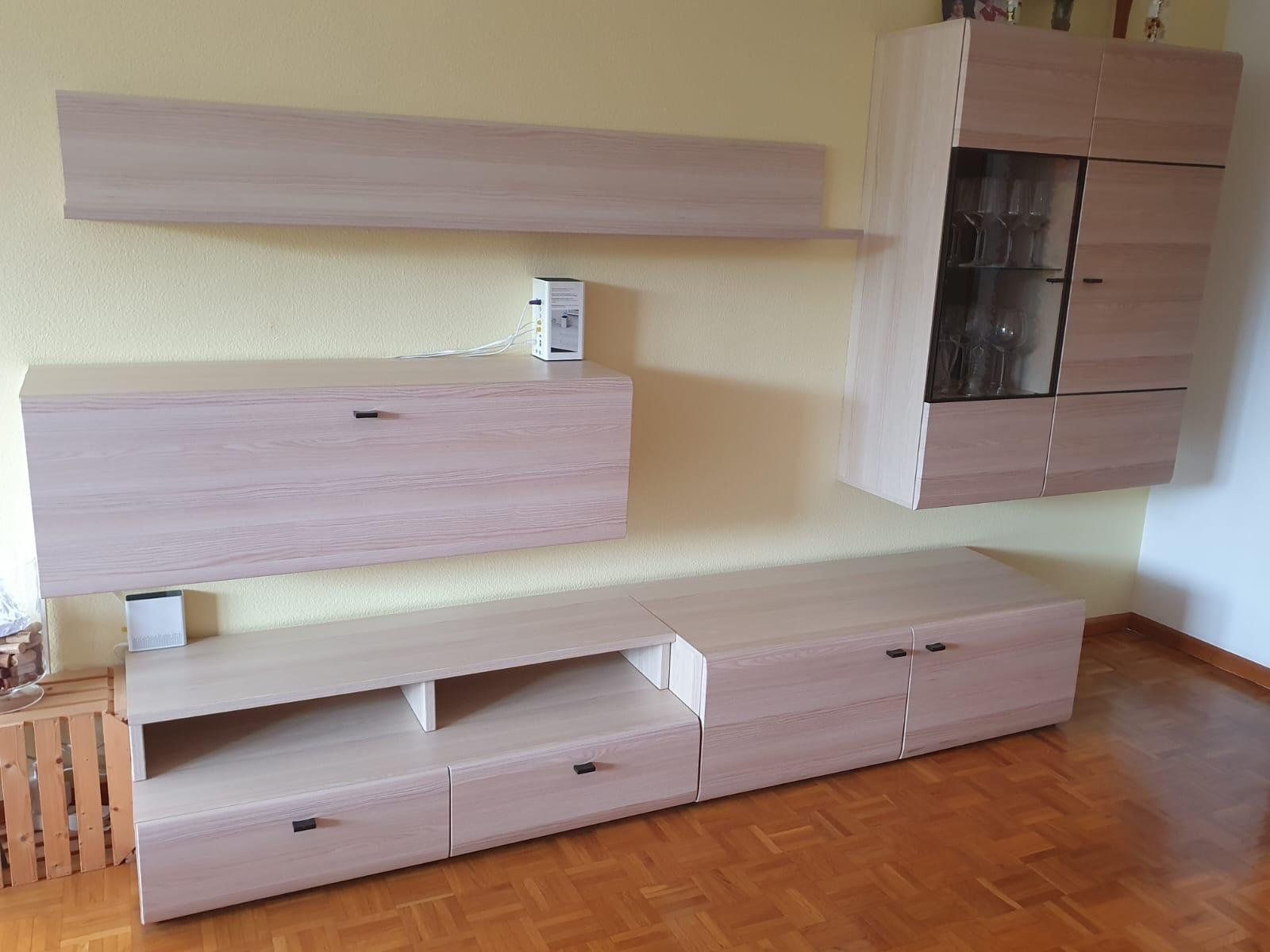 Scaffali: Schöne moderne Buffet Wohnwand Esche furniert Element-System – Usato da Brunnen venduto da 23068