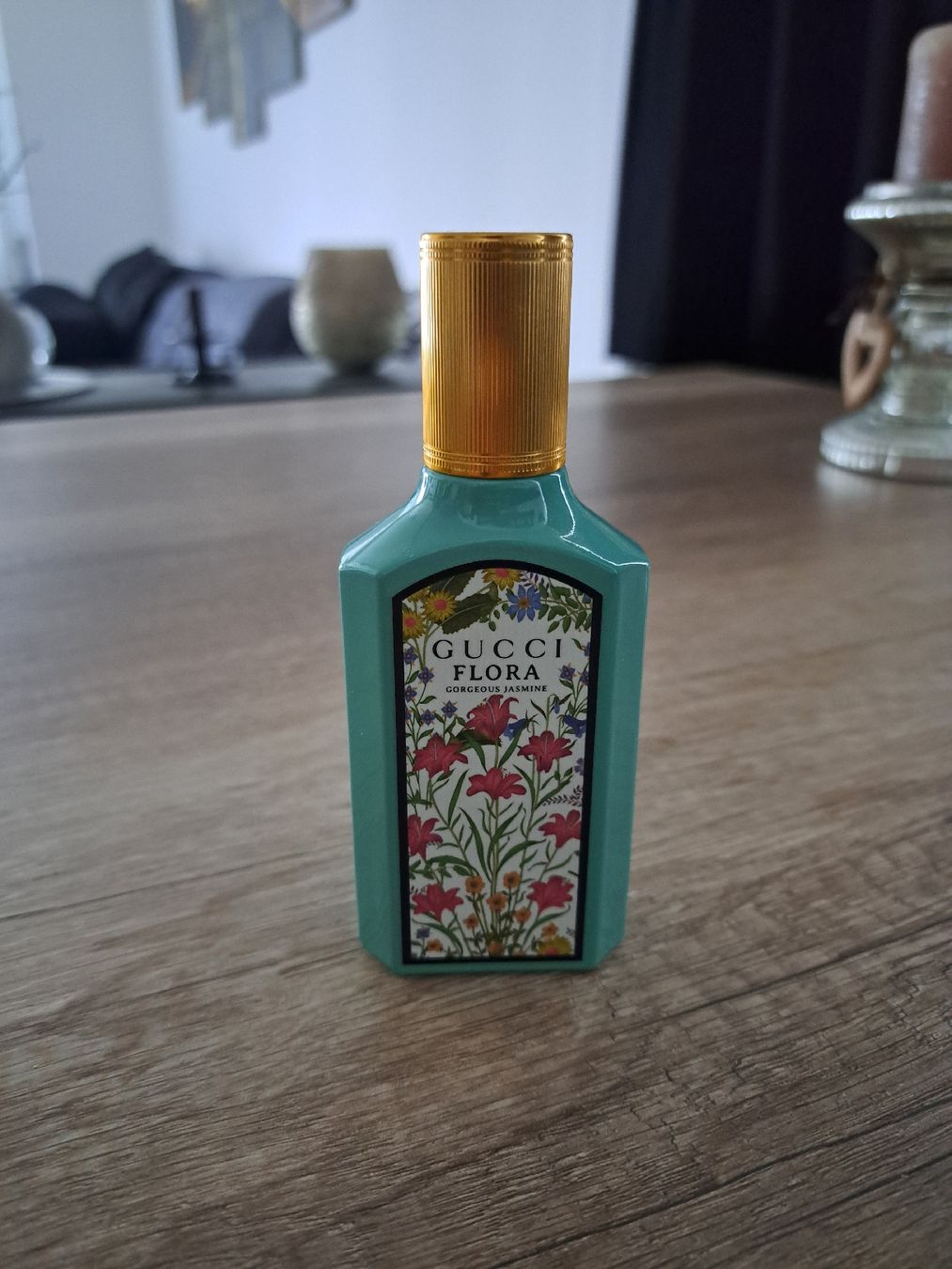 Gucci Parfums & Eau de Toilette: Gucci Flora Gorgeous Jasmine – D'occasion à Balgach par Bloodysoul666