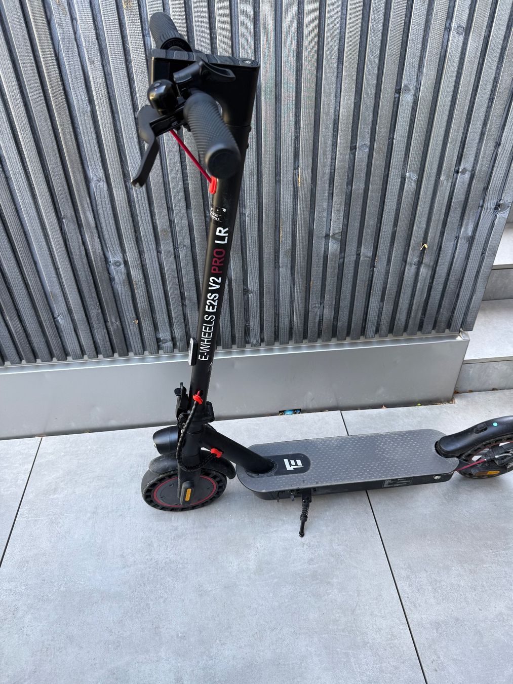 Scooter: E-Scooter E2S V2 Pro Long Range ab CHF 1.-- !!! – Usato da Bachenbülach venduto da ricricric 7