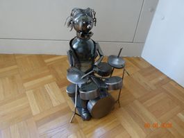 Figurine Métal: Batteur Original et Artistique! Cool!