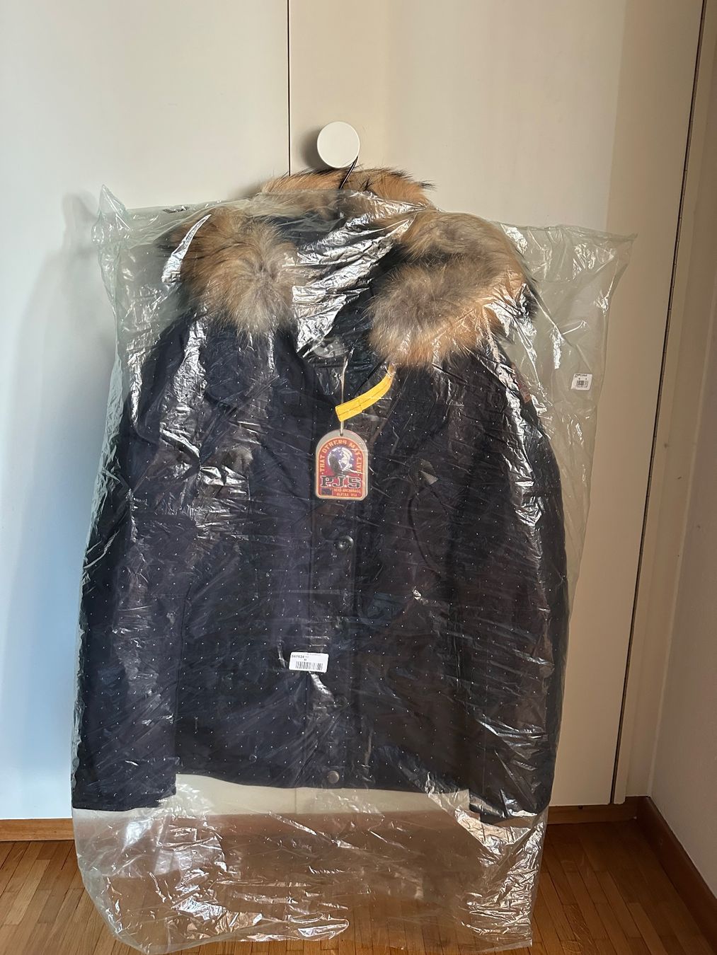 Parajumpers Giacche: Parajumpers neue new neuve parka Doris – Nuovo e nell'imballaggio originale da Petit-Lancy venduto da Roubs37