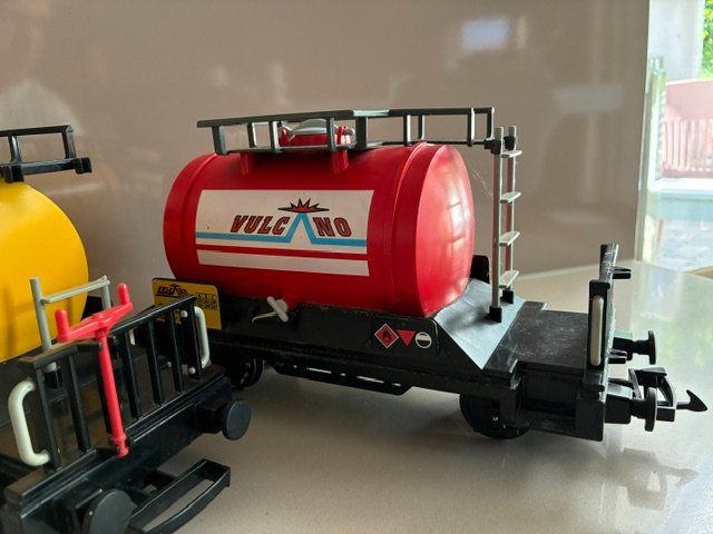 Modellini di ferrovie: 2 Playmobil Tankwagen Spur G – Usato da Obfelden venduto da Chfi70 2