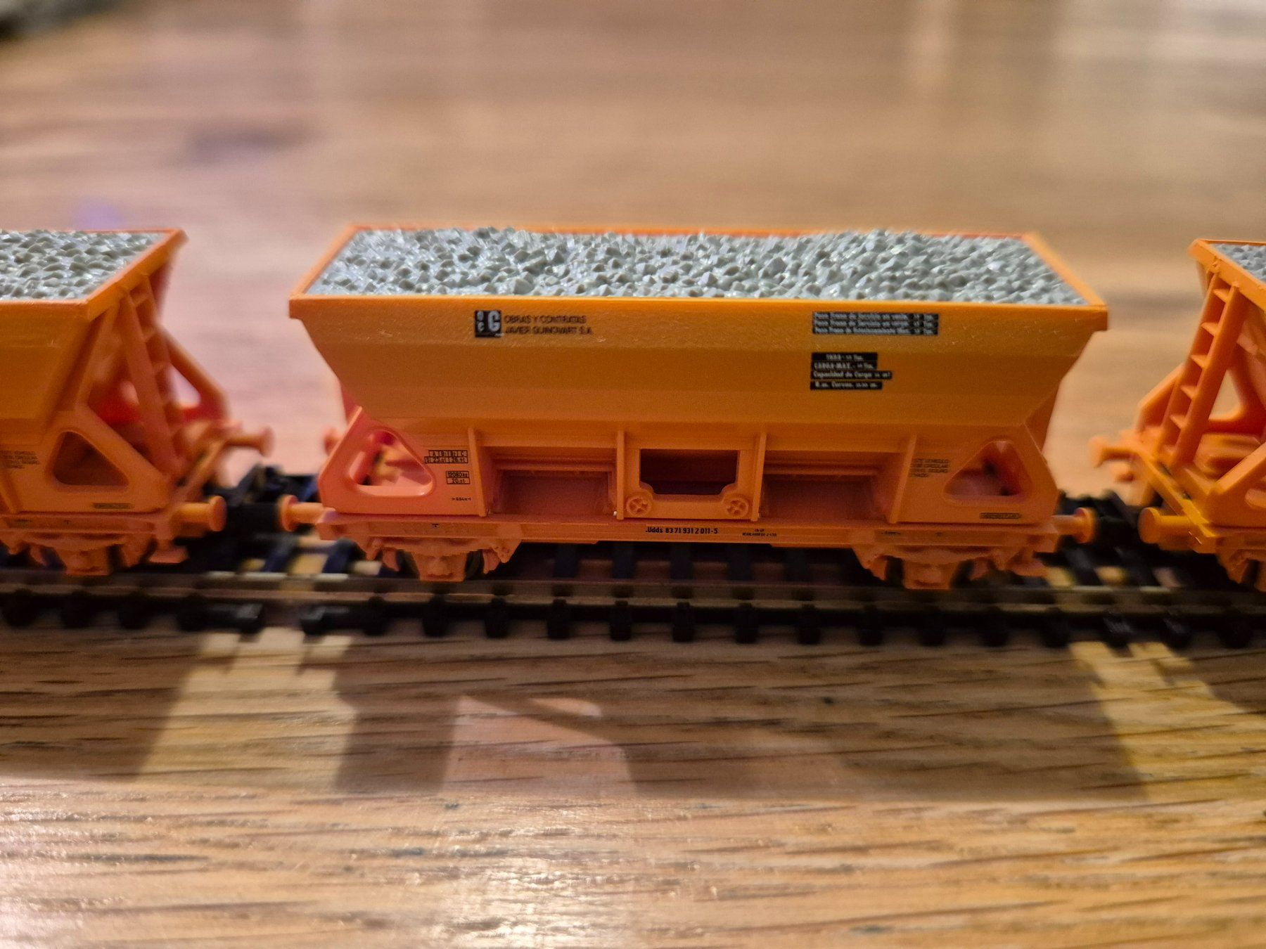 Fleischmann Modelleisenbahnen: Spur N 3 Selbstentladewagen Fleischmann – Gebraucht aus Glattfelden von ehschenker 2