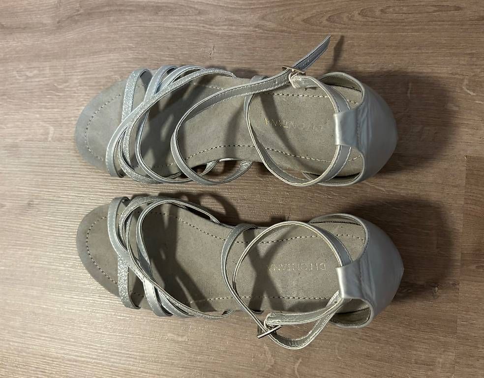 Chaussures femmes: Sandale – D'occasion à Fortunau (Ayent) par CicciStore