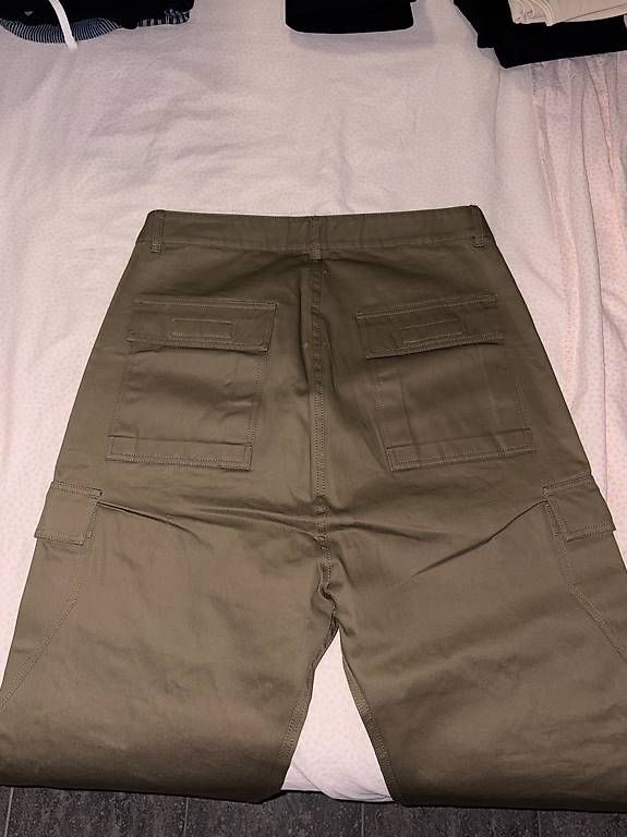 Hosen: Rick Owens DRKSHDW Cargo  – Gebraucht aus Obergerlafingen von raj_5njg 2
