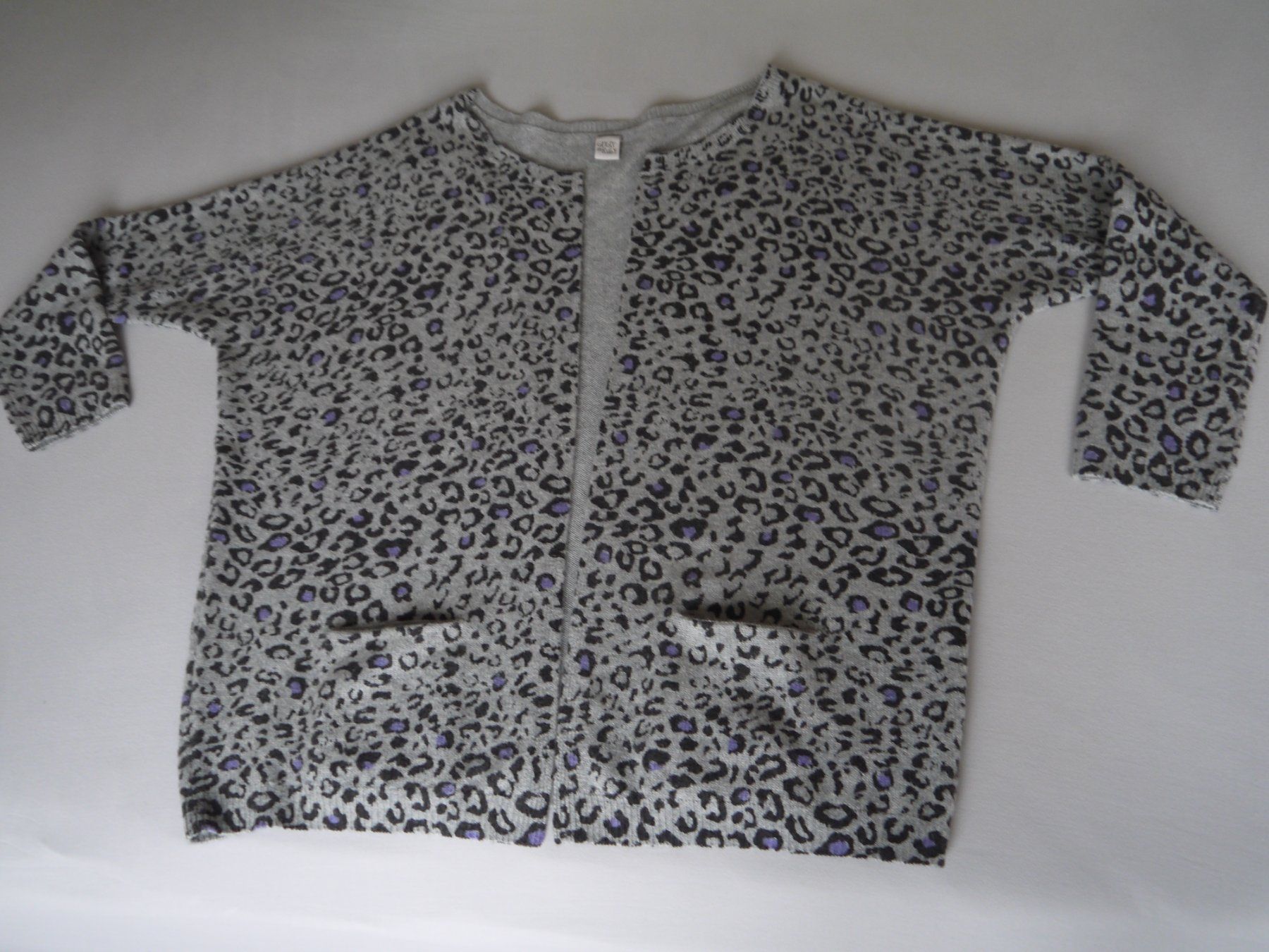 Giacche: GINGER and RUBY Cardigan aus 100% Kaschmir Gr:M/L – Usato da Hagendorn venduto da Blaf