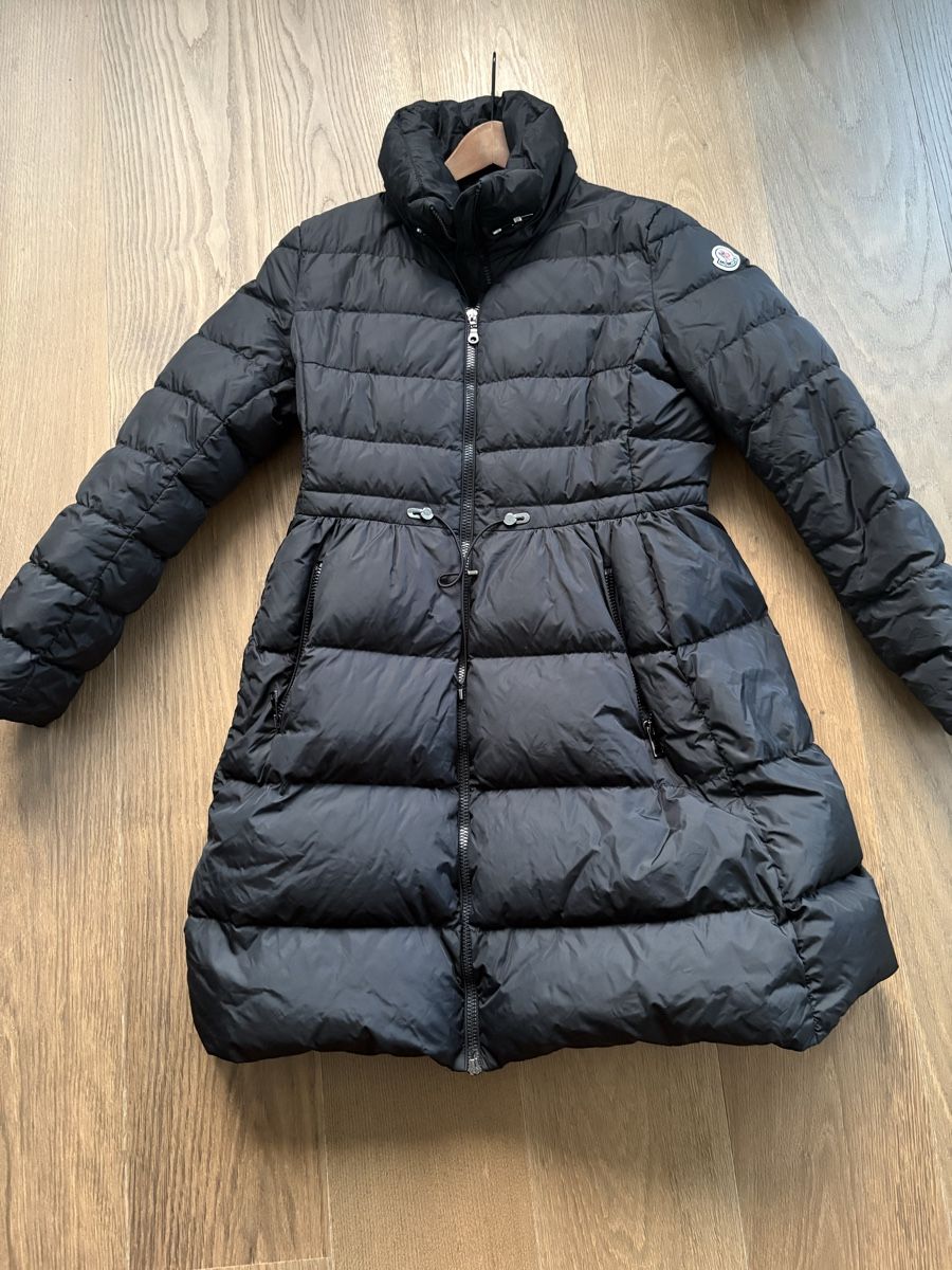 Moncler Cappotti: MONCLER Mantel schwarz – Usato da Bern venduto da Sabischu