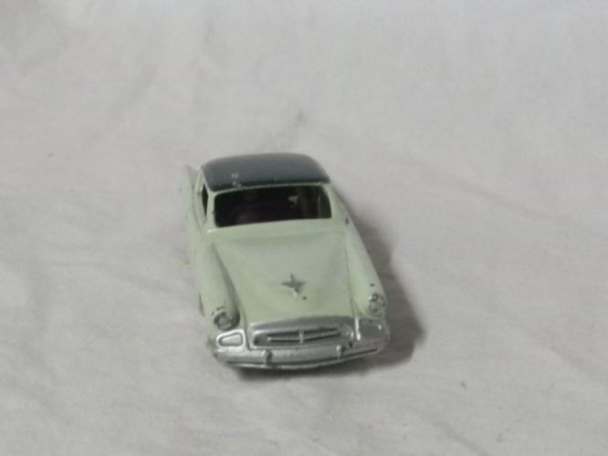Dinky Toys Modellini d'auto: DINKY TOYS NR. 24 Y  STUDEBAKER COMMANDER  LEICHT BESPIELT – Usato da Gurtnellen venduto da Murmeli99