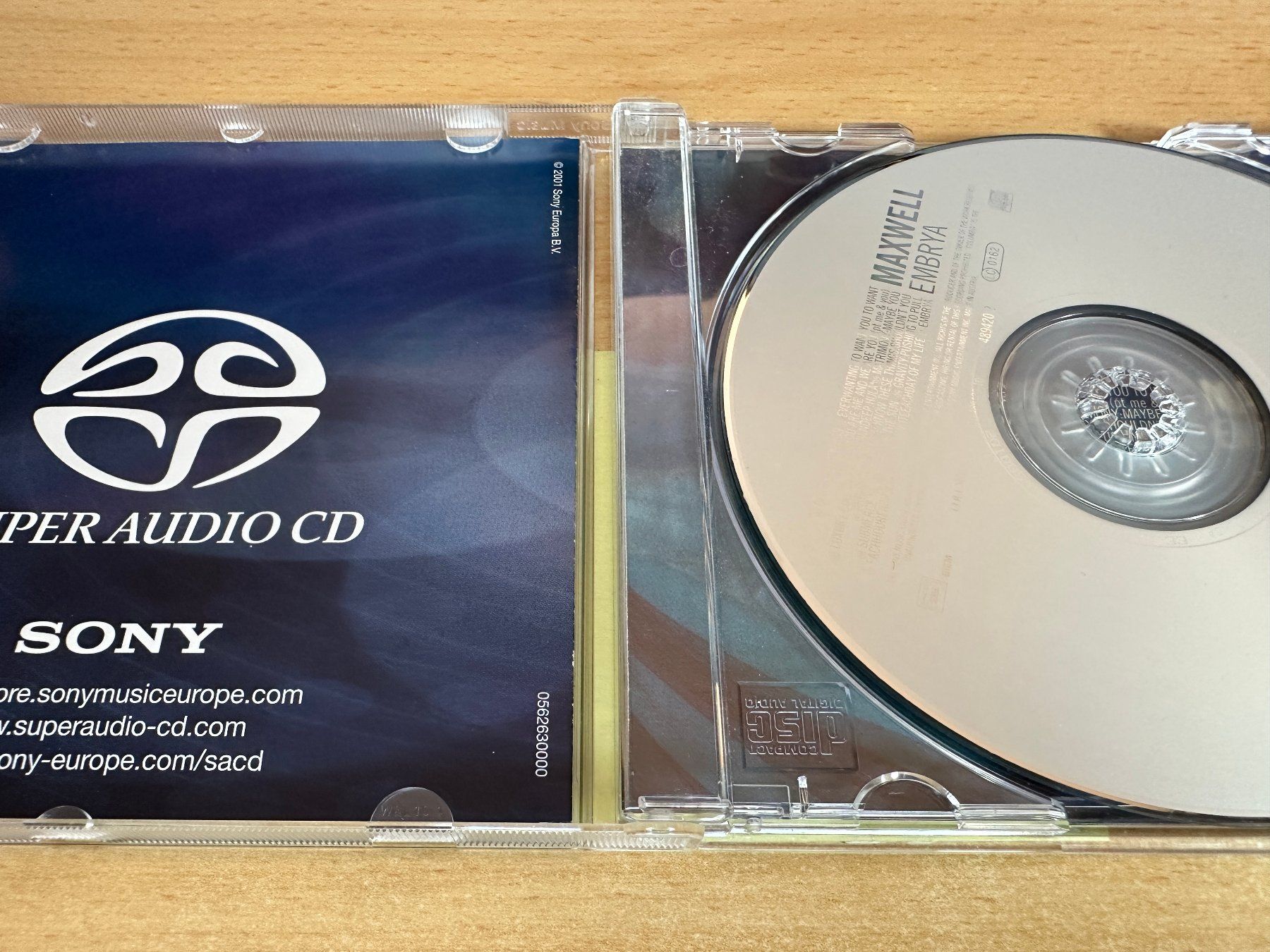 CD: Maxwell – Embrya – Usato da Rikon im Tösstal venduto da Alpenmutz 2