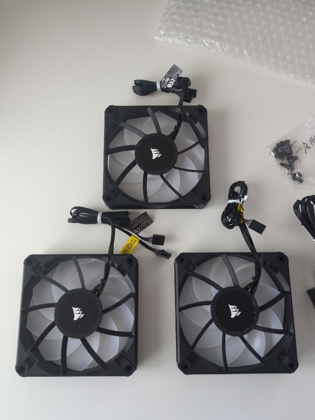 Corsair PCs: corsair AF120 RGB elite + iCUE lighting node core controller – Neu (gemäss Beschreibung) aus St. Gallen von  1