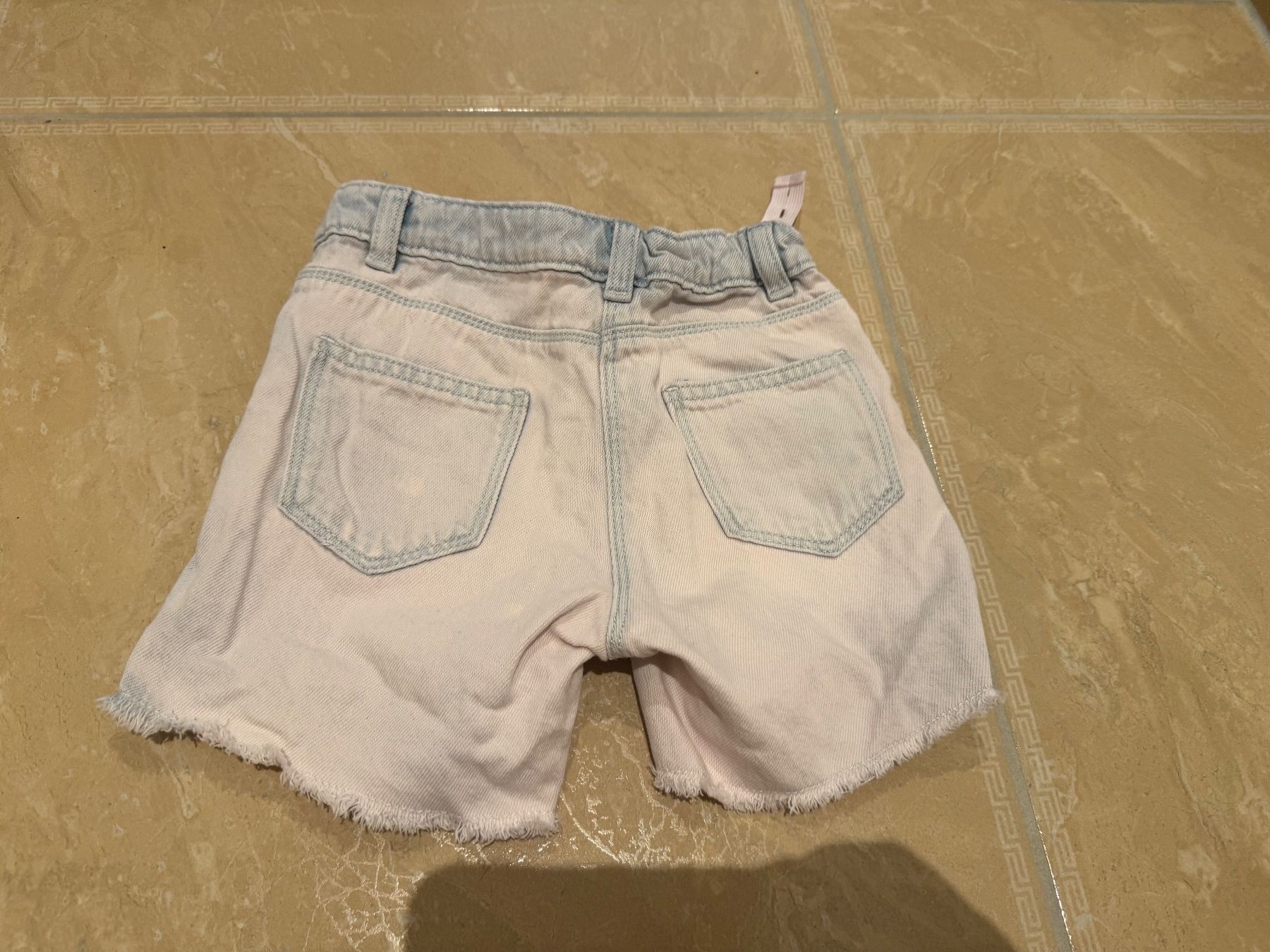 Next Pantaloni: NEXT NWT coolste Shorts, 5J 110 – Nuovo (secondo la descrizione) da Klingnau venduto da Markus14 4