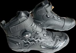 Bottes de moto, noires, taille 41, état neuf!