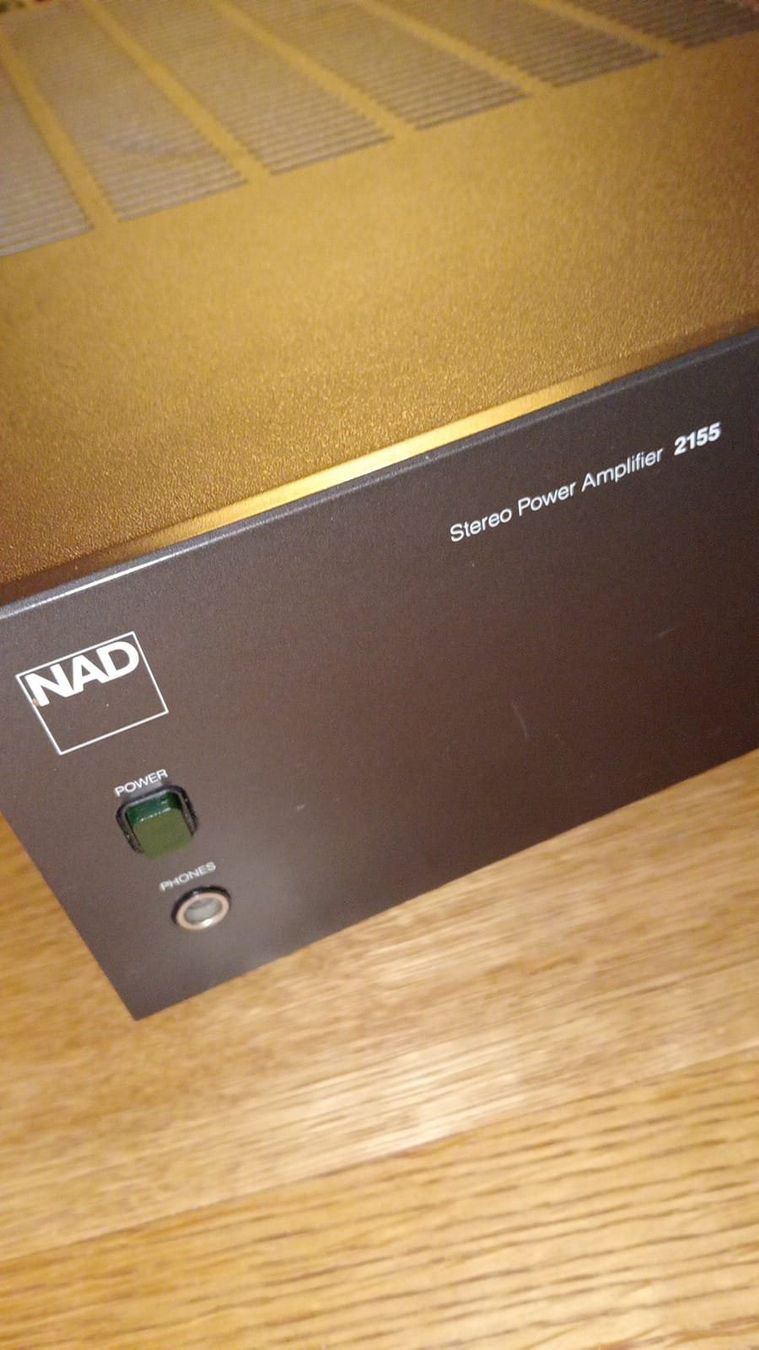 Nad Amplificatori: Preamplifier NAD 1000 – Usato da St-Cergue venduto da per_6cx5 8