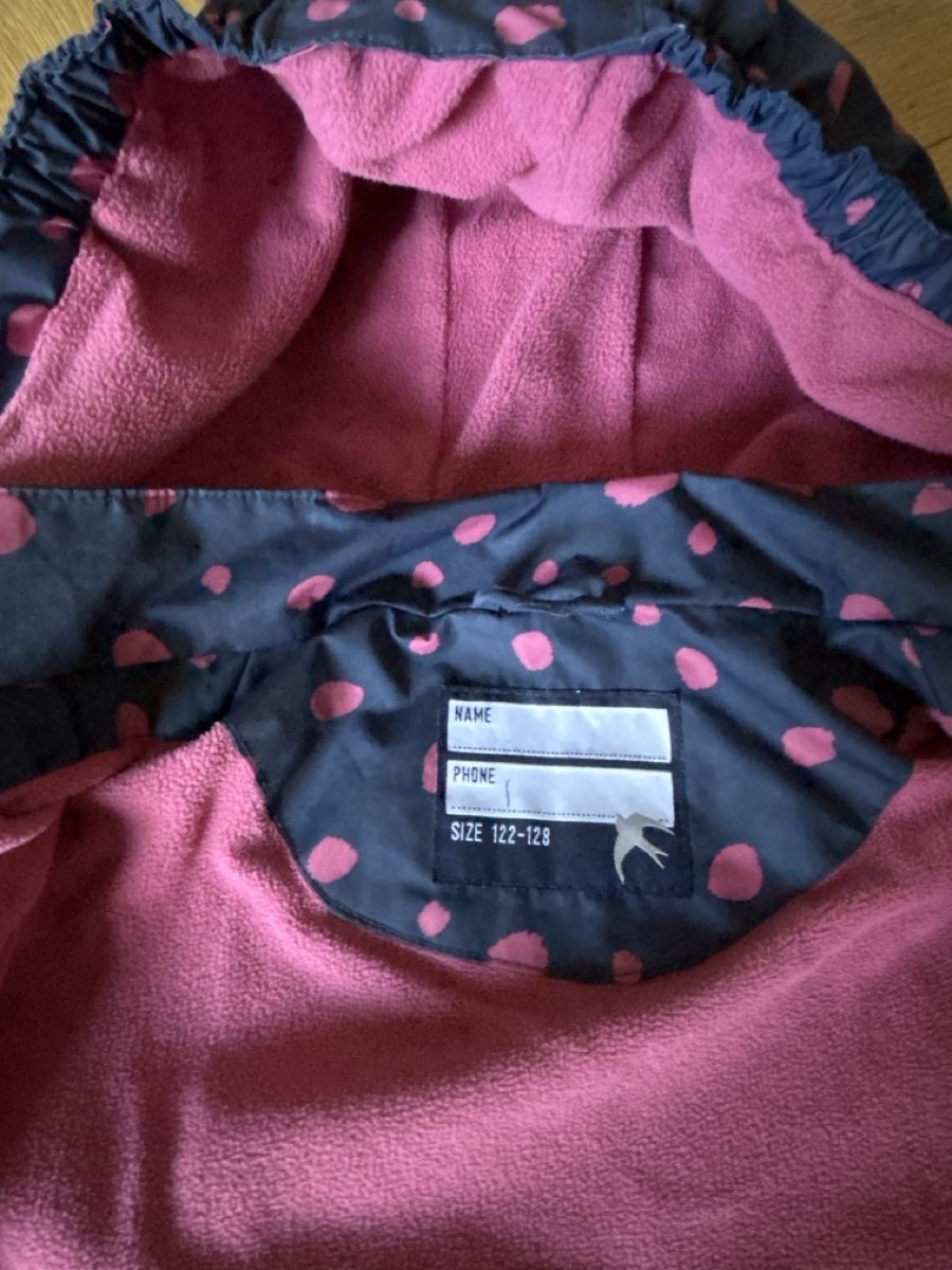 Giacche & Cappotti: Kinder Regenjacke Grösse 122-128 – Usato da Bern venduto da Innpic 1