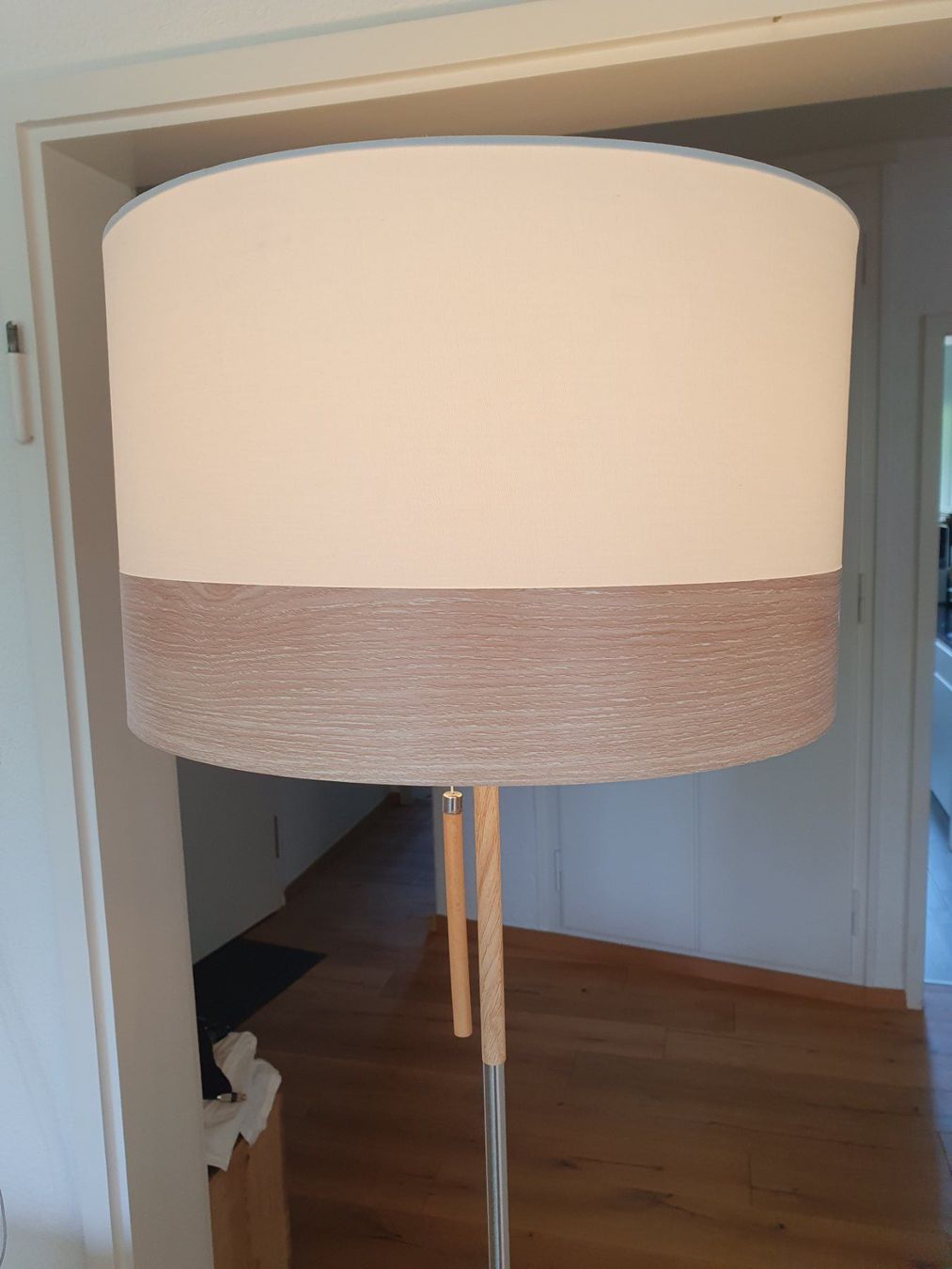 Lampade: Globo Stehleuchte Chipsy – Usato da Zürich venduto da car_h899 7