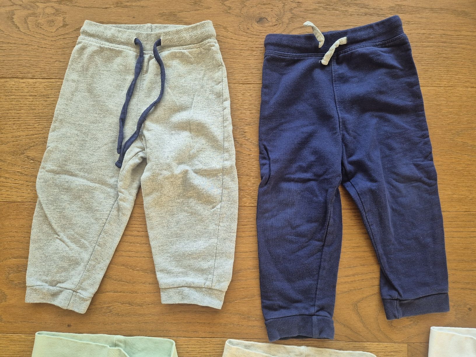 Lotti & Set di vestiti: Kleiderpaket 74/80 – Usato da Kollbrunn venduto da guernsey11 1