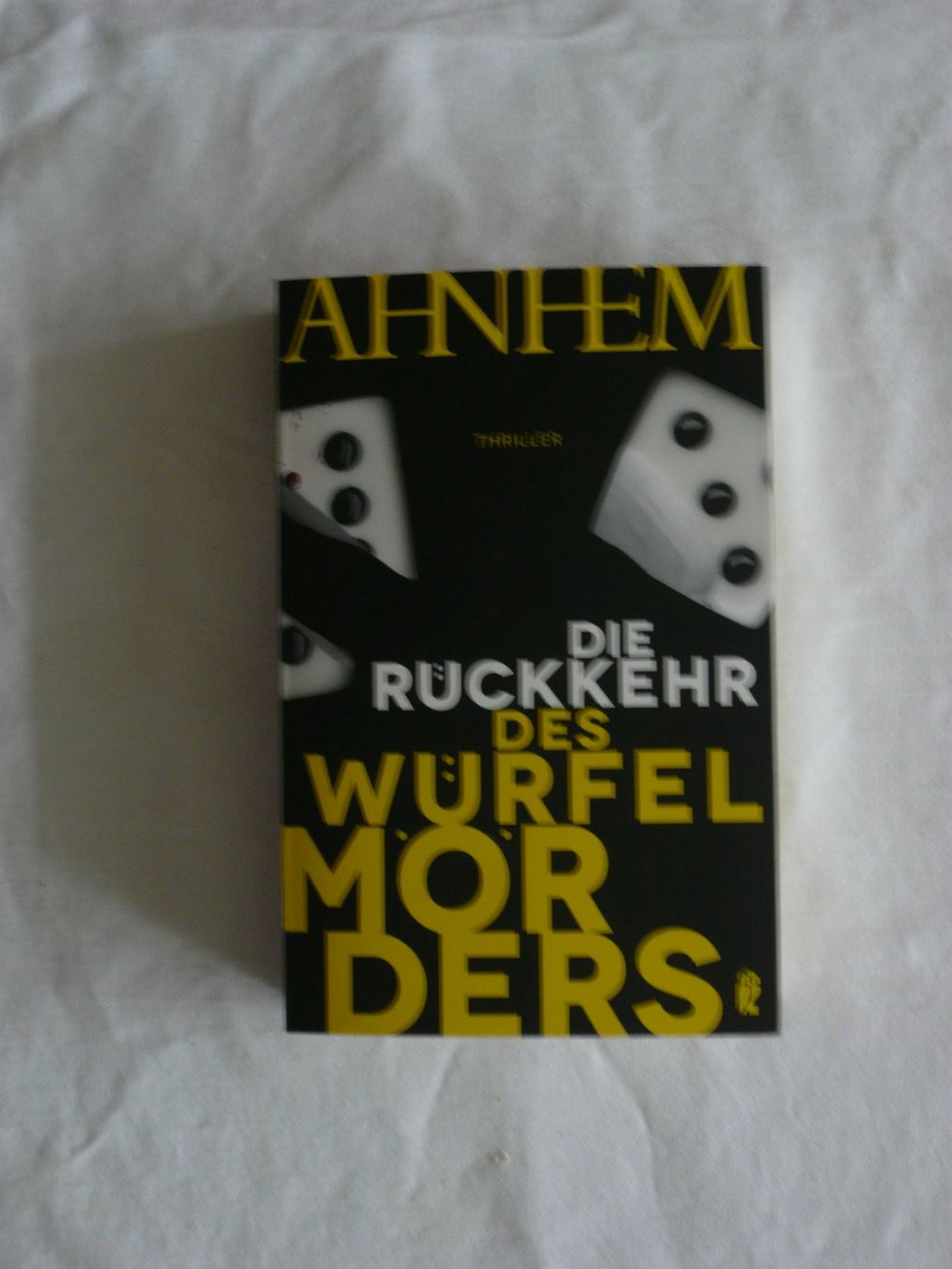 Libri: Kriminalroman von Stefan Ahnhem – Nuovo (secondo la descrizione) da Rotkreuz venduto da Busa17 7