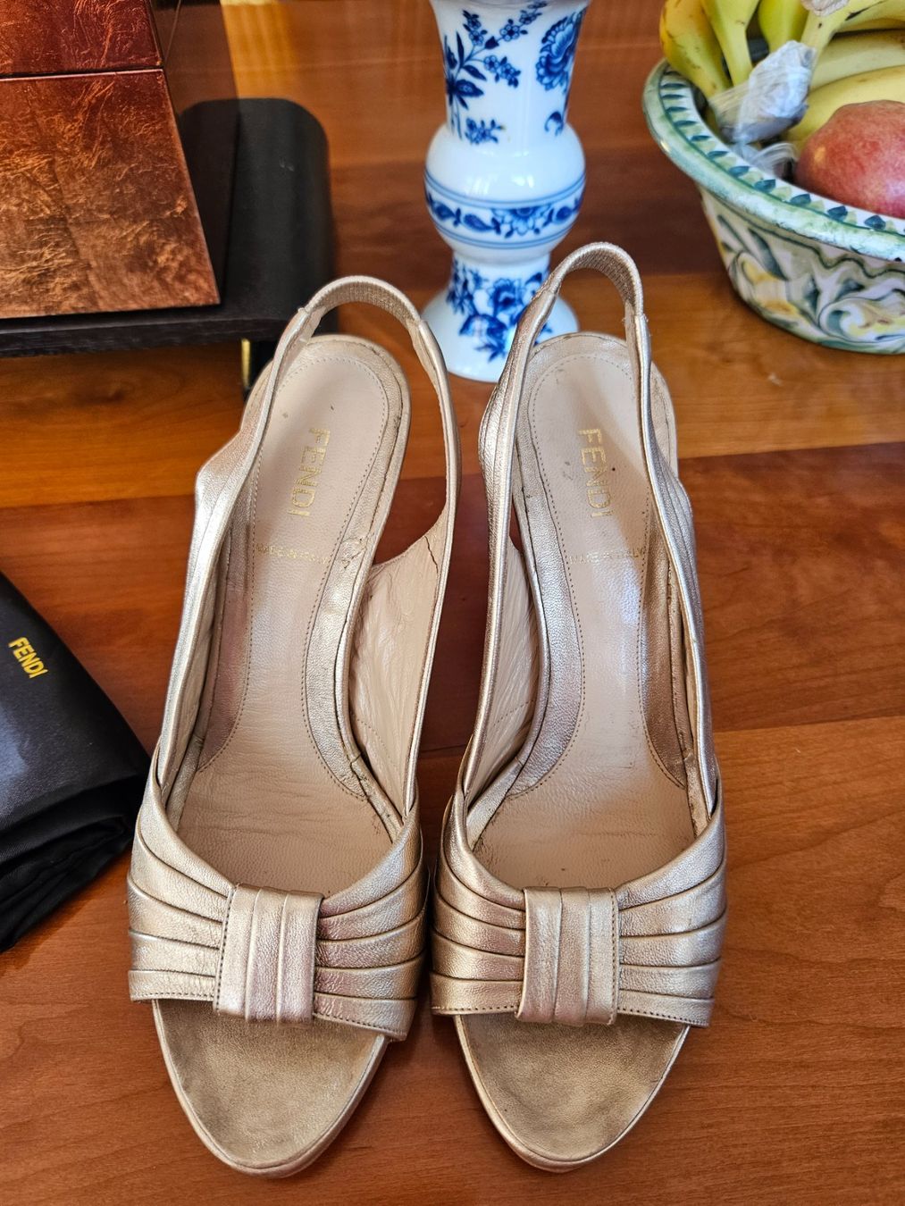 Scarpe da donna: Original Fendi Sandalen – Usato da Thusis venduto da Steffi_P 1
