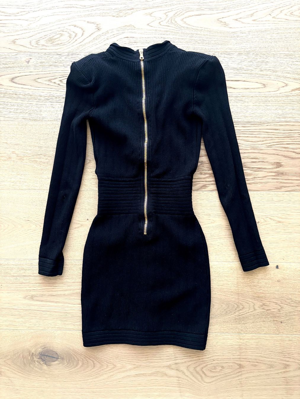 Balmain Vestiti: LUXUS Balmain Kleid AB 1.- !!! – Usato da Beckenried venduto da M.C.W. 2
