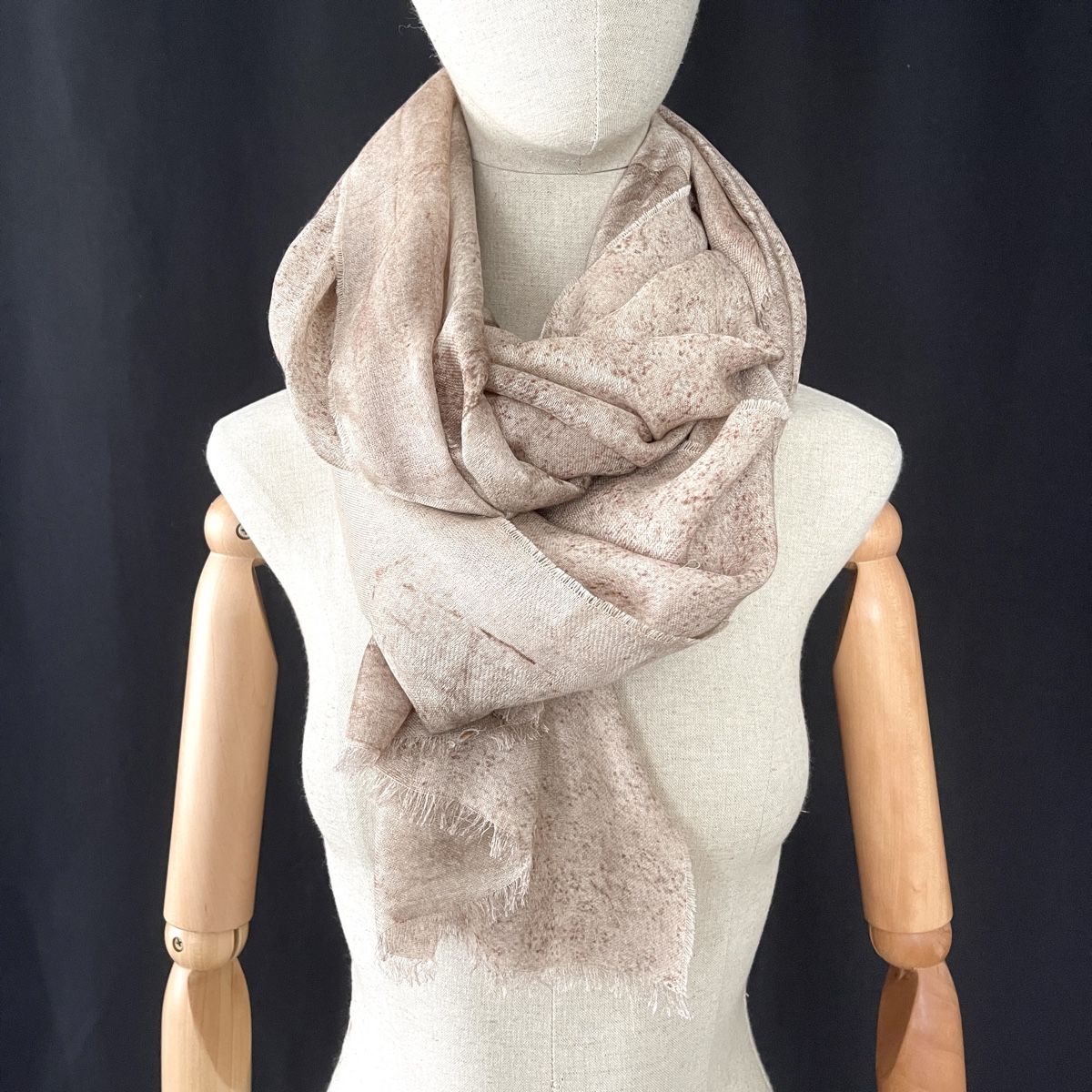 Foulard & Sciarpe: TONET New Scarf – Nuovo (secondo la descrizione) da Emmen venduto da Avviivva_Com2023 2