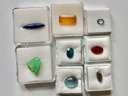 Lot Edelsteine Chrysopras, Lapizlazuli, Carneol, Topas