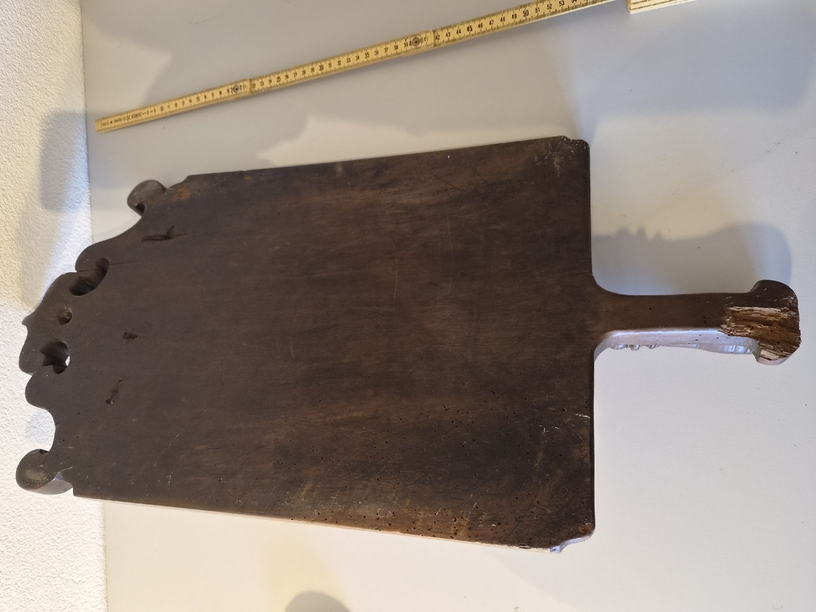 Holzartikel: Antikes Schneidebrett – Gebraucht aus Hauptwil von Schwertfisch24 3