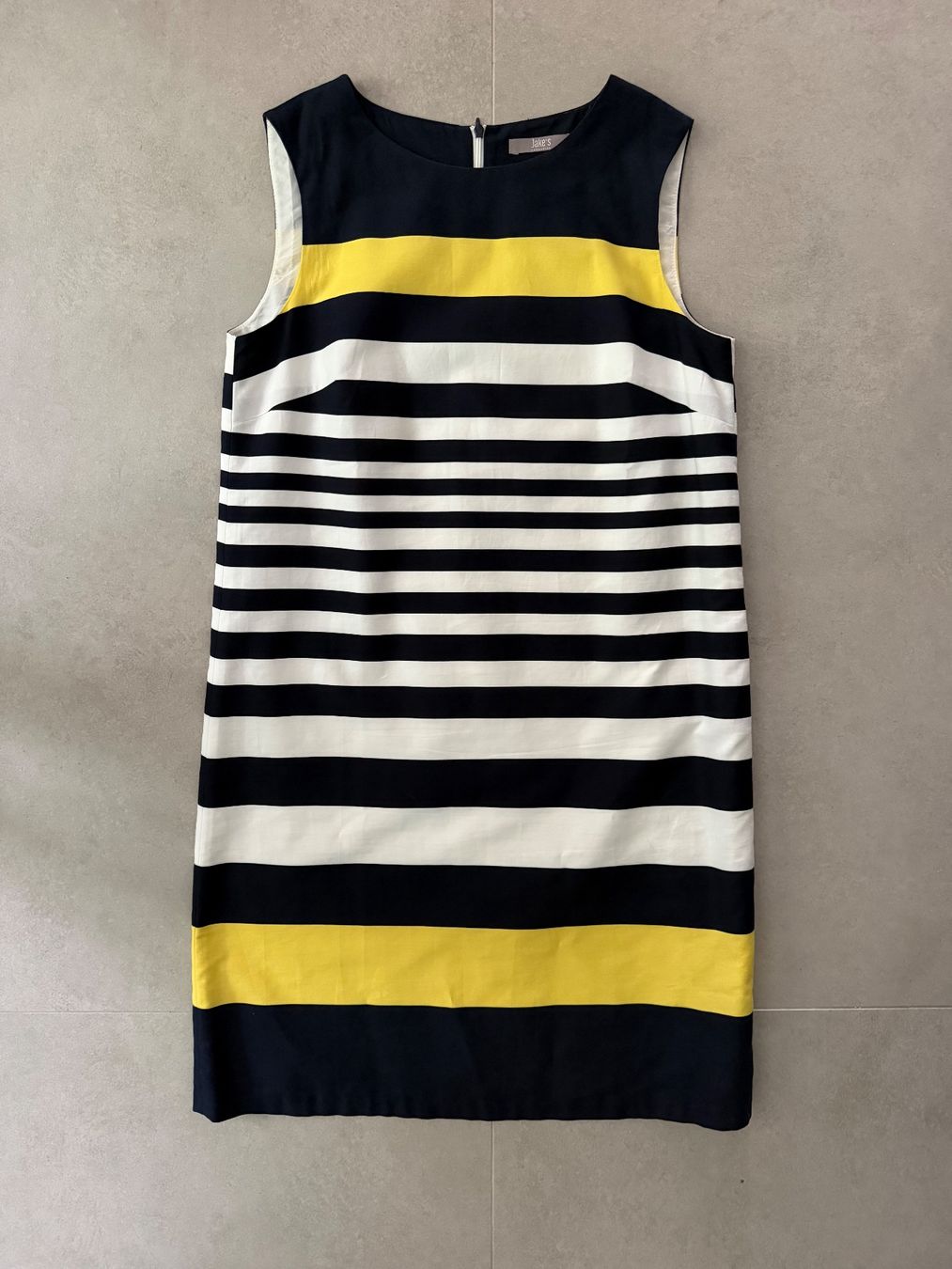 Vestiti: Superbe robe Jake's Collection rayée, taille 38 – Usato da Lutry venduto da Ronaldf 1