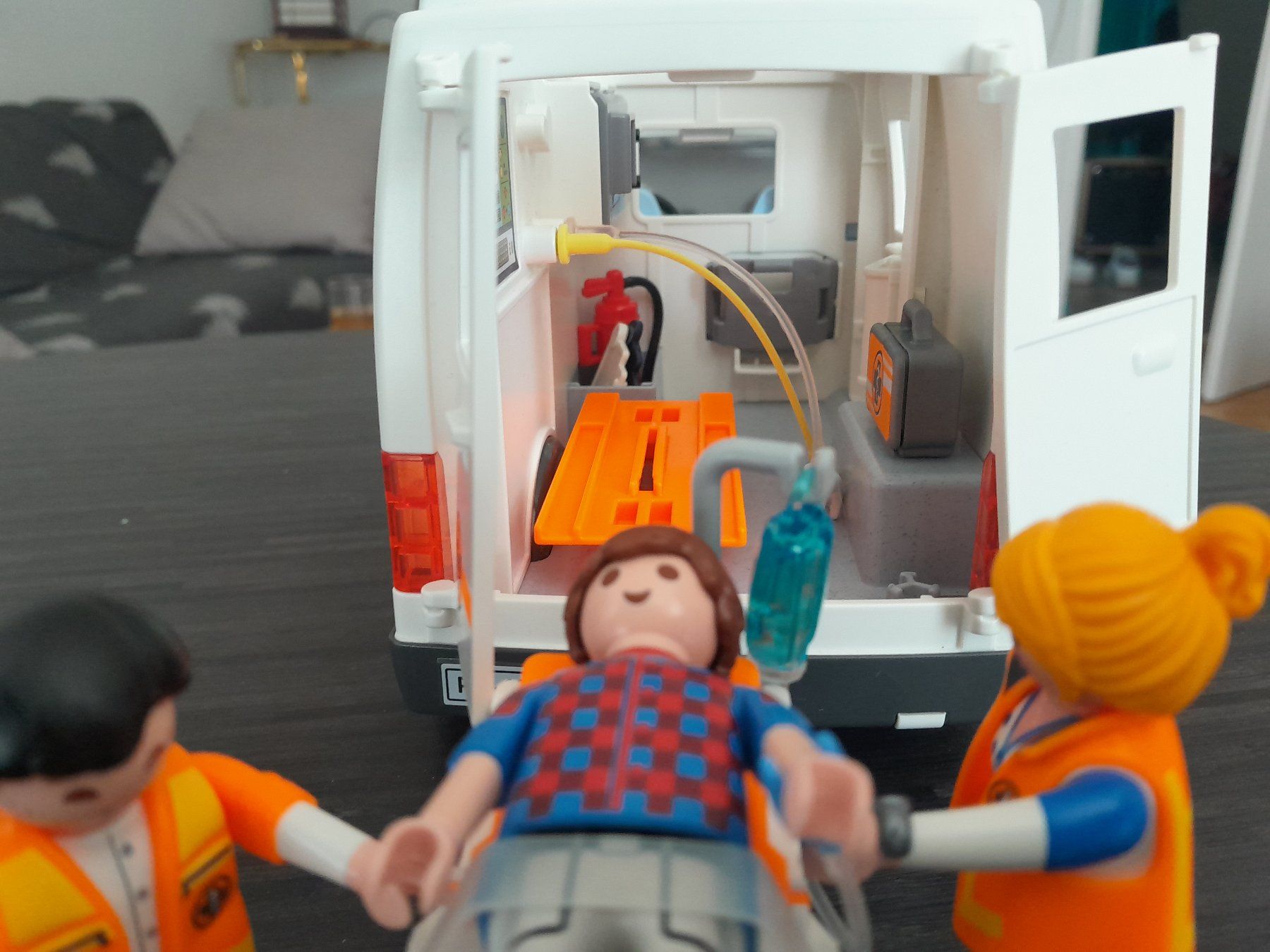 Playmobil Giocattoli: Playmobil Ambulance – Usato da Steffisburg venduto da FutureOne 2