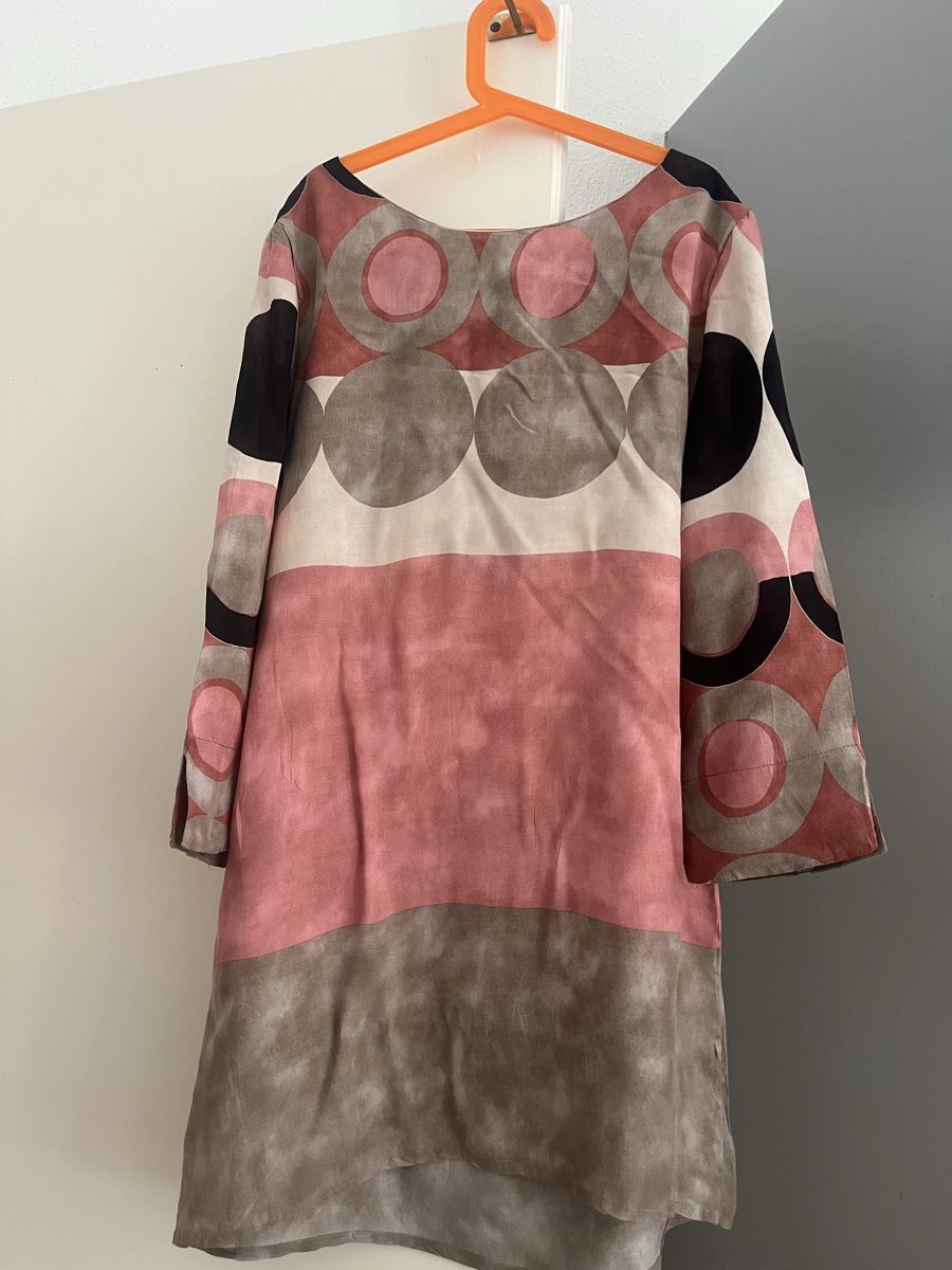 Robes: Robe en soie courte S – D'occasion à Bellevue par utilisatratice