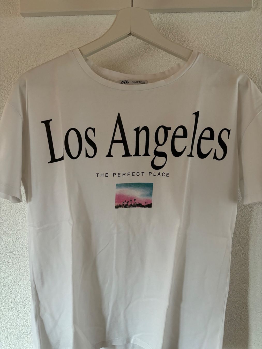 Zara T-shirt: T-shirt "Los Angeles" – Usato da Grandvillard venduto da Elsa.Del