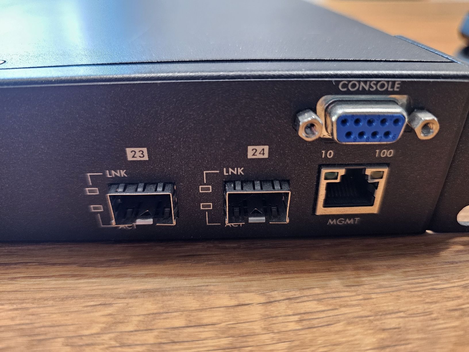 Zyxel Hubs & Switches: ZyXEL GS-2024 Switch 24 Port – Gebraucht aus Neuhausen von alcopops91 3