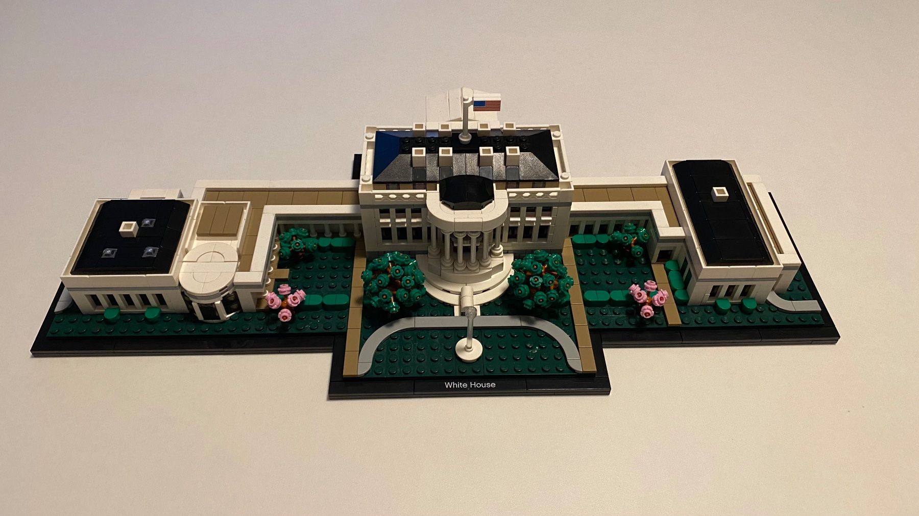 Lego Kit di costruzioni: LEGO The White House 21054 – Usato da La Croix (Lutry) venduto da cathi02