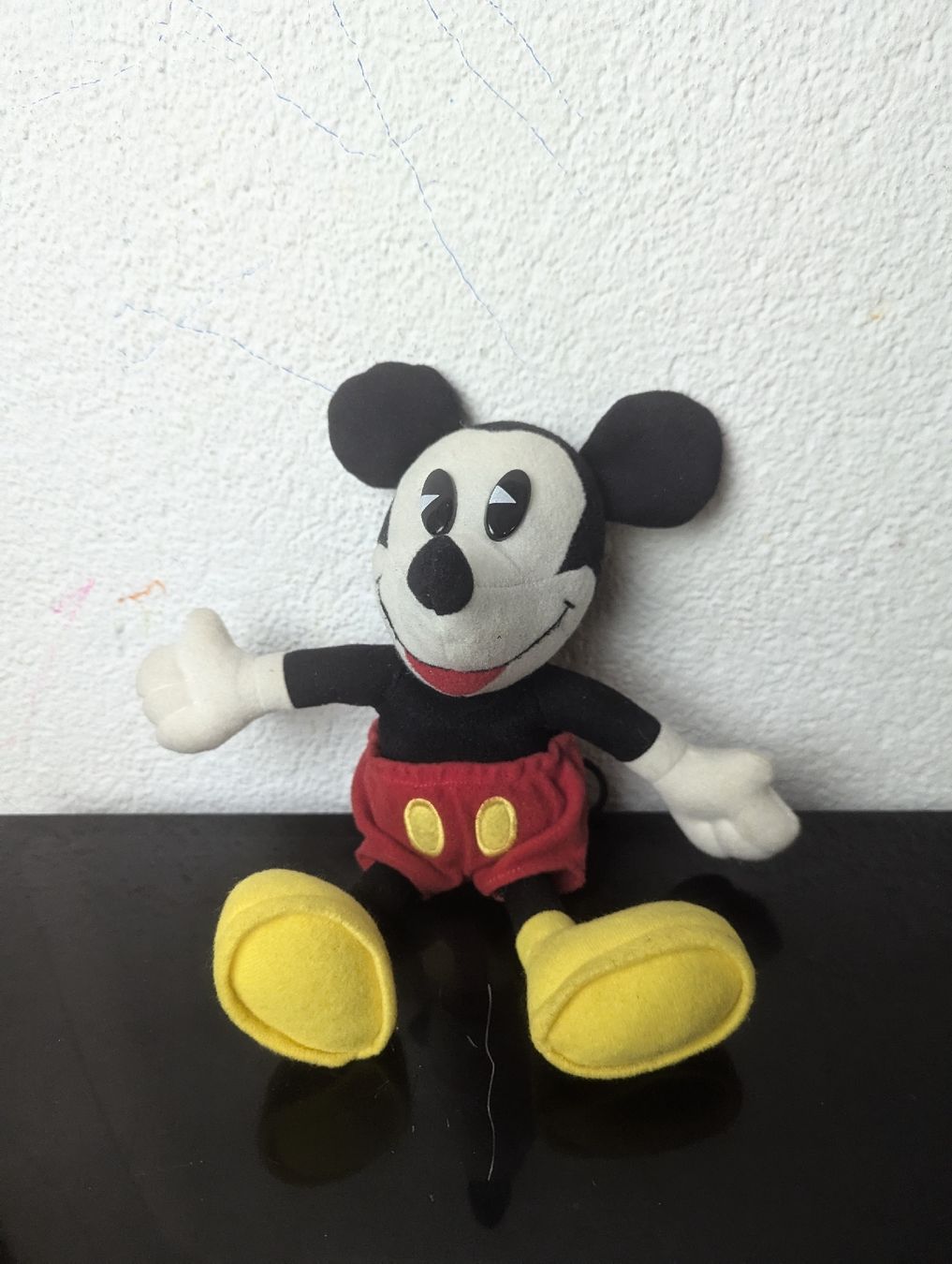Disney Giocattoli: Retro Mickey Mouse Pie Eyed Plush Toy – Usato da Erlinsbach SO venduto da Meytalien 1
