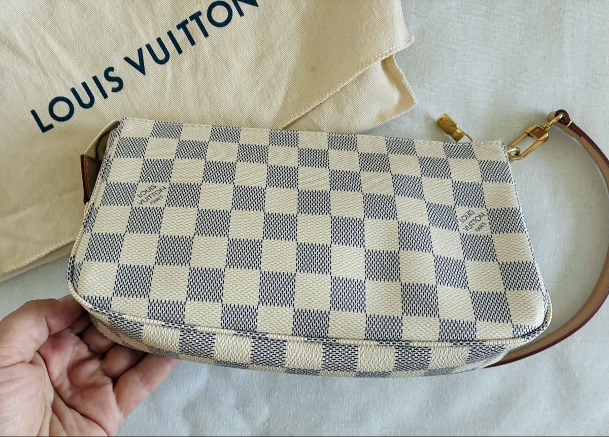 Louis Vuitton Taschen: Louis Vuitton Pochette Accessoires Damier Azur Canvas – Neu und originalverpackt aus Basel von ars_r7xd 3