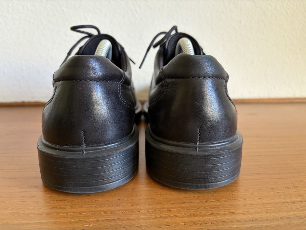Ecco Scarpe da uomo: Herrenschuhe ECCO, schwarz, Gr. 40 – Usato da Zürich venduto da Hoco0 2